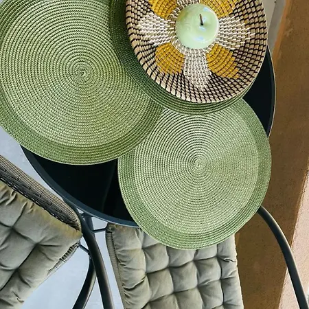 Eleni's Balcony Modern By The Sea Apartment *